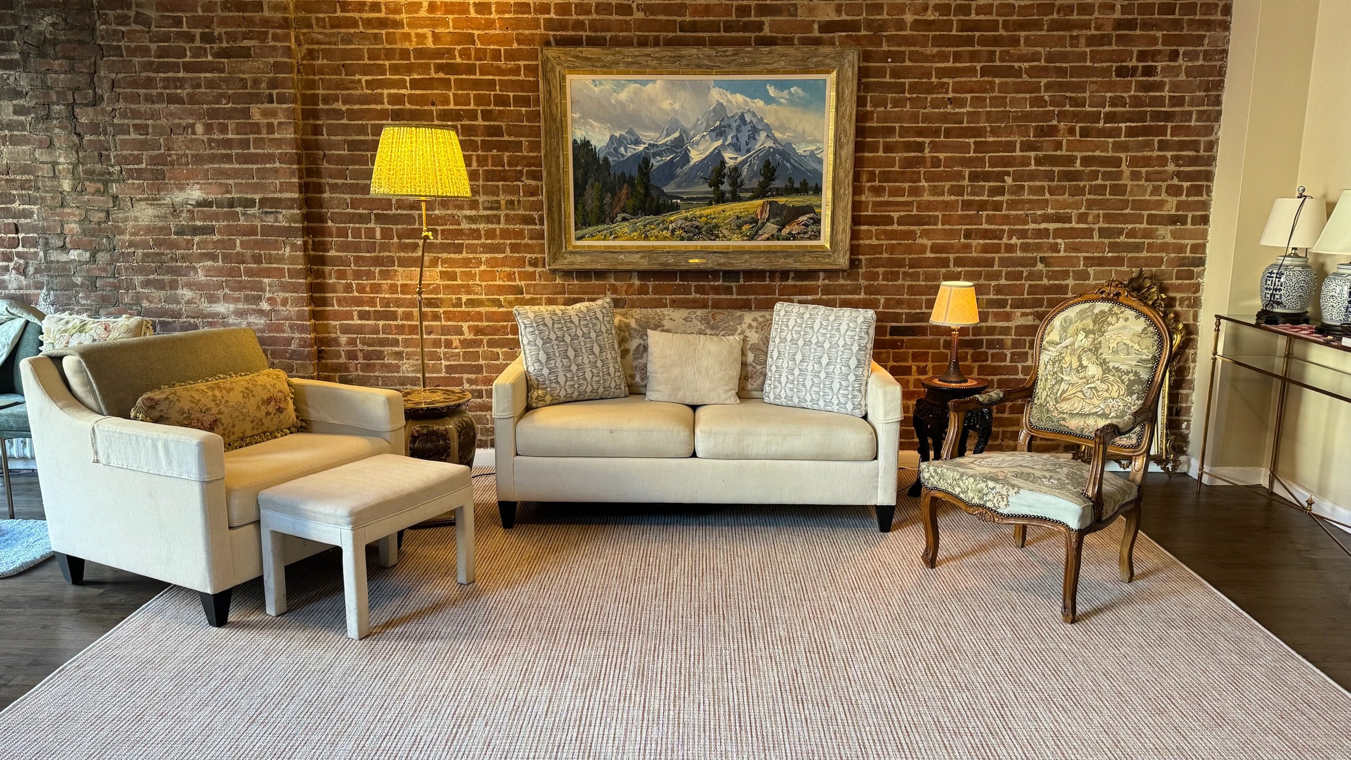 Living Room — Manhattan